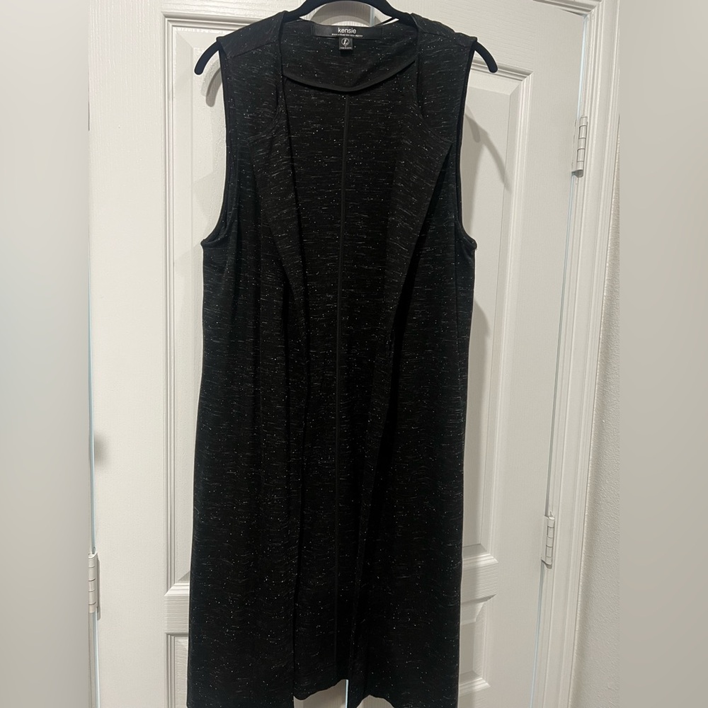 Kensie Sleeveless Black Knit Long-line Vest